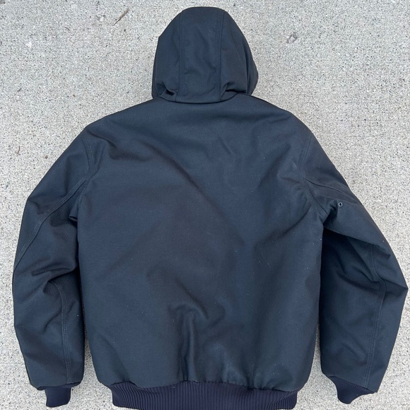 Carhartt extremes black hooded zip up jacket.  Size medium worn once - Picture 5 of 5